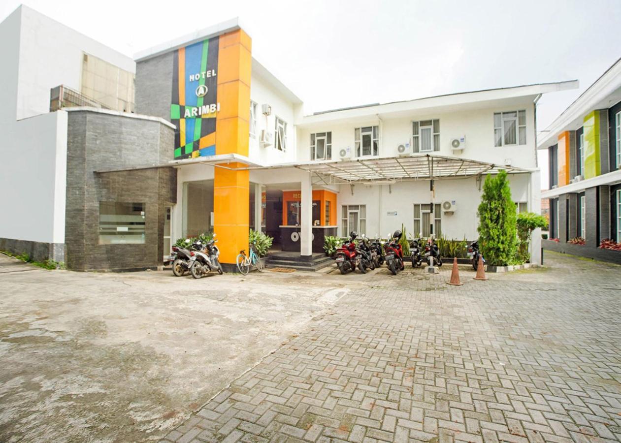 Oyo 2554 Hotel Arimbi Lama Dewi Sartika Бандунг Экстерьер фото
